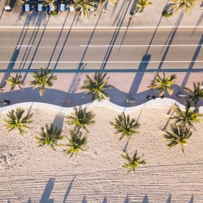 Four bullish charts you need to see before your summer vacation